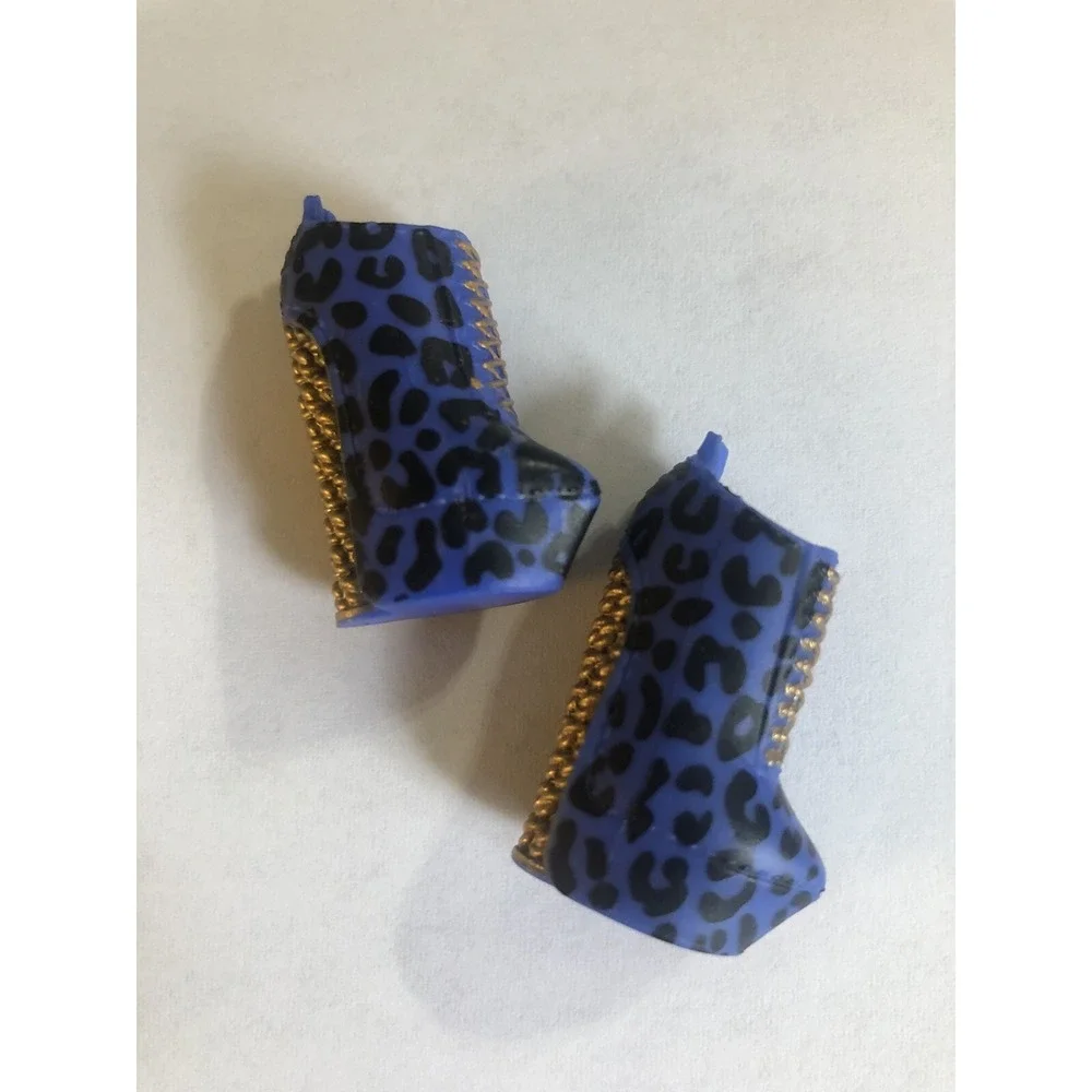 LOL Surprise Doll OMG Shoes FEROCIOUS Remix The Super Sonix Blue Booties Heels